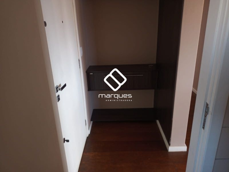 Apartamento com 2 quartos, 2 banheiros e 150m² à venda no bairro Centro, Pelotas