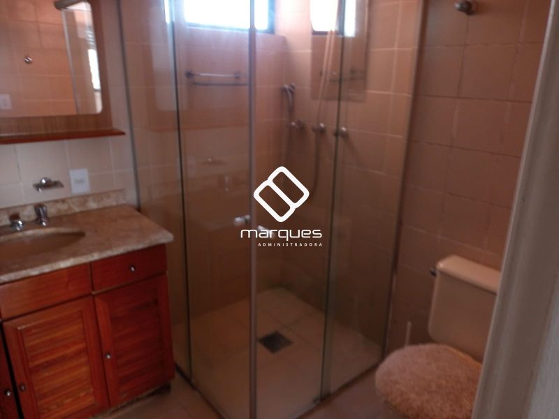 Apartamento com 2 quartos, 2 banheiros e 150m² à venda no bairro Centro, Pelotas