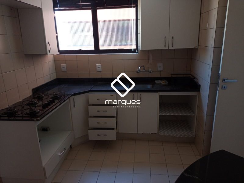 Apartamento com 2 quartos, 2 banheiros e 150m² à venda no bairro Centro, Pelotas