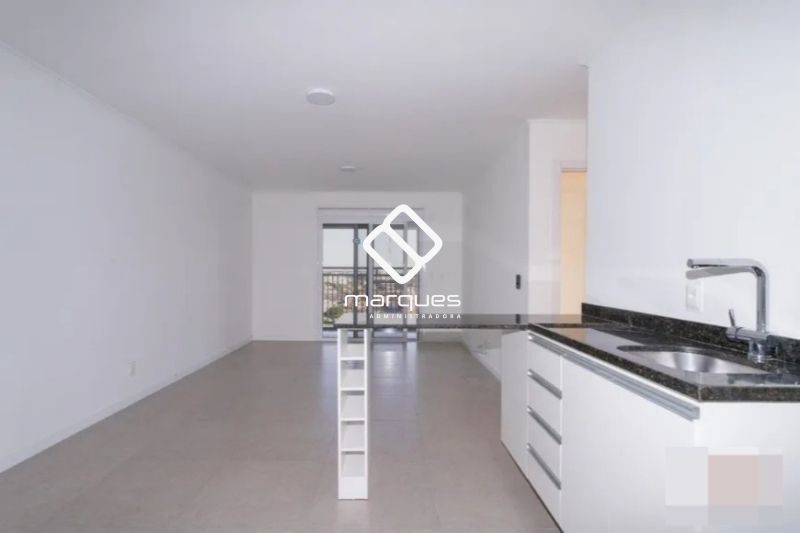 Apartamento com 2 quartos, 2 banheiros e 62m² à venda no bairro Centro, Pelotas
