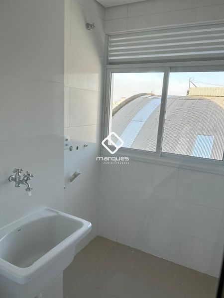 Apartamento com 2 quartos, 2 banheiros e 73m² à venda no bairro Centro, Pelotas