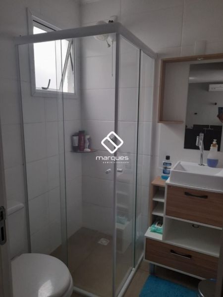 Apartamento com 2 quartos, 1 banheiro e 48m² à venda no bairro Areal, Pelotas