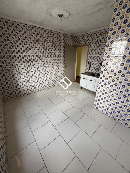 Apartamento com 2 quartos, 1 banheiro e 90m² à venda no bairro Centro, Pelotas