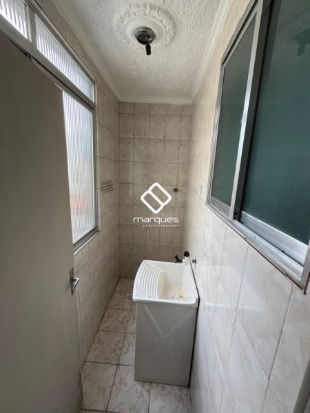 Apartamento com 2 quartos, 1 banheiro e 90m² à venda no bairro Centro, Pelotas