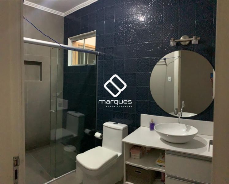 Casa com 3 quartos, 3 banheiros e 180m² à venda no bairro Fragata, Pelotas