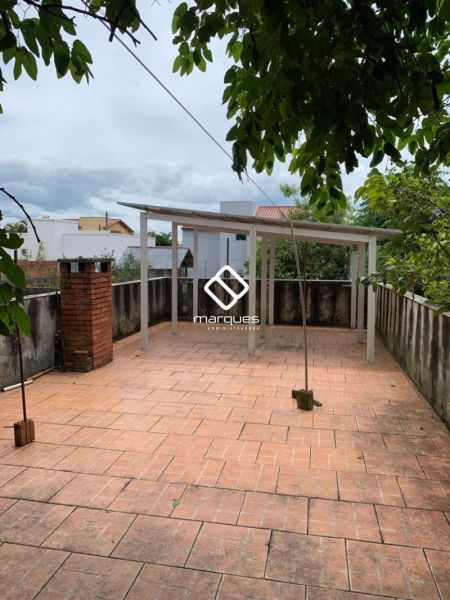 Casa com 3 quartos, 3 banheiros e 180m² à venda no bairro Fragata, Pelotas