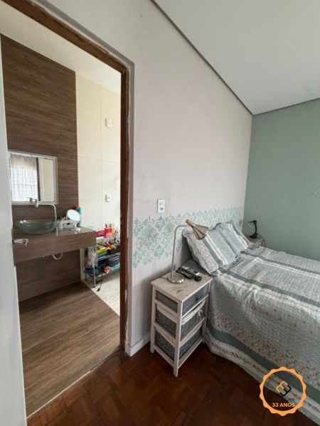 Casa com 3 quartos, 4 banheiros e 282m² à venda no bairro Areal, Pelotas