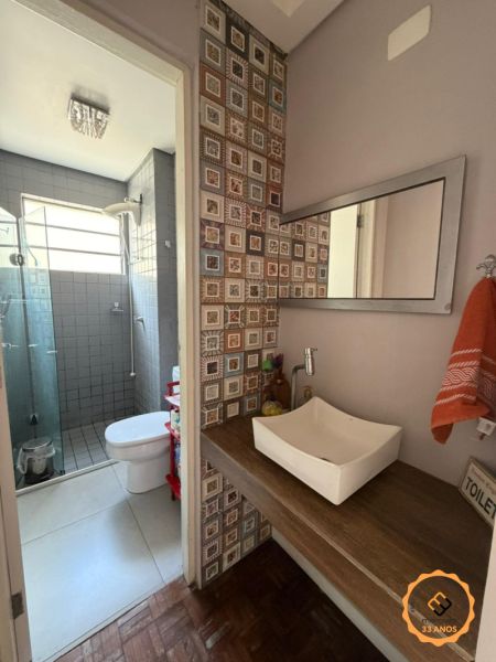 Casa com 3 quartos, 4 banheiros e 282m² à venda no bairro Areal, Pelotas