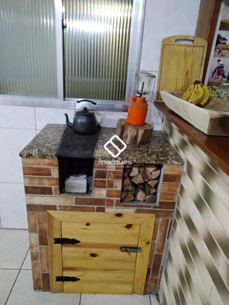 Sobrado com 3 quartos, 1 banheiro e 67m² à venda no bairro Fragata, Pelotas