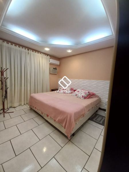 Sobrado com 2 quartos, 2 banheiros e 160m² à venda no bairro Fragata, Pelotas