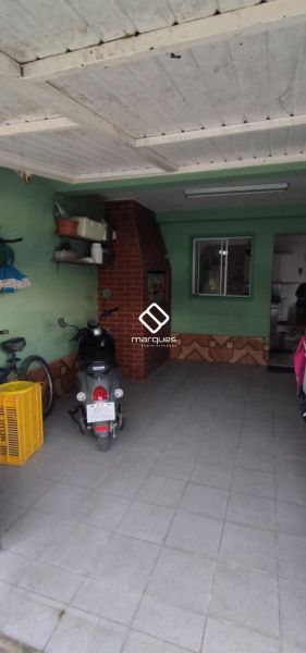 Casa com 3 quartos, 1 banheiro e 78m² à venda no bairro Três Vendas, Pelotas