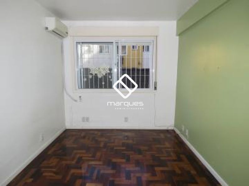 Apartamento com 3 quartos, 2 banheiros e 88m² à venda no bairro Centro, Pelotas