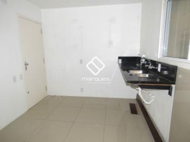 Apartamento com 3 quartos, 2 banheiros e 88m² à venda no bairro Centro, Pelotas