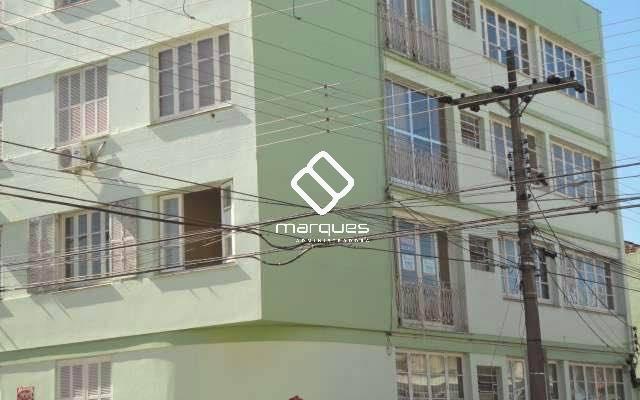 Apartamento com 2 quartos, 1 banheiro e 80m² à venda no bairro Centro, Pelotas