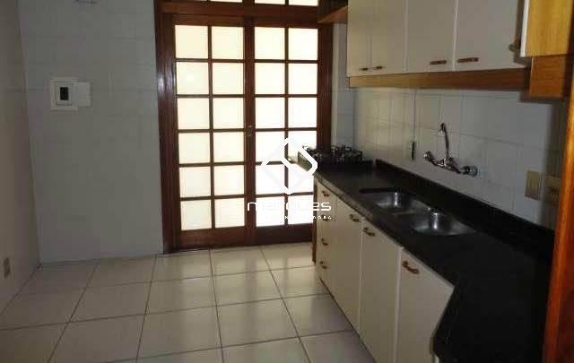 Apartamento com 2 quartos, 1 banheiro e 80m² à venda no bairro Centro, Pelotas