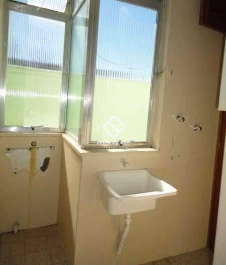 Apartamento com 2 quartos, 1 banheiro e 80m² à venda no bairro Centro, Pelotas