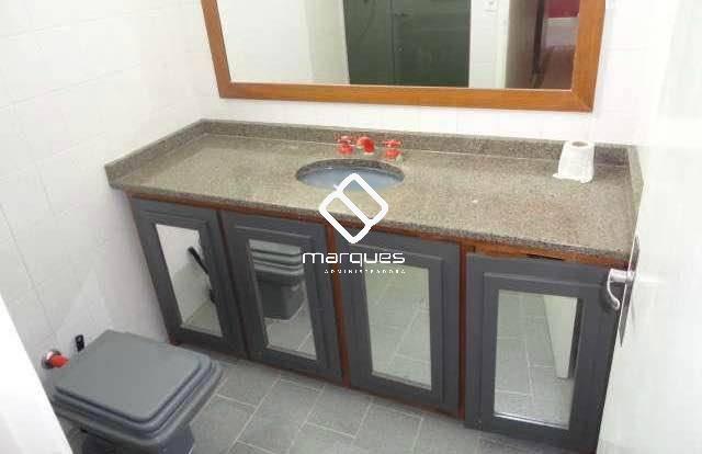 Apartamento com 2 quartos, 1 banheiro e 80m² à venda no bairro Centro, Pelotas