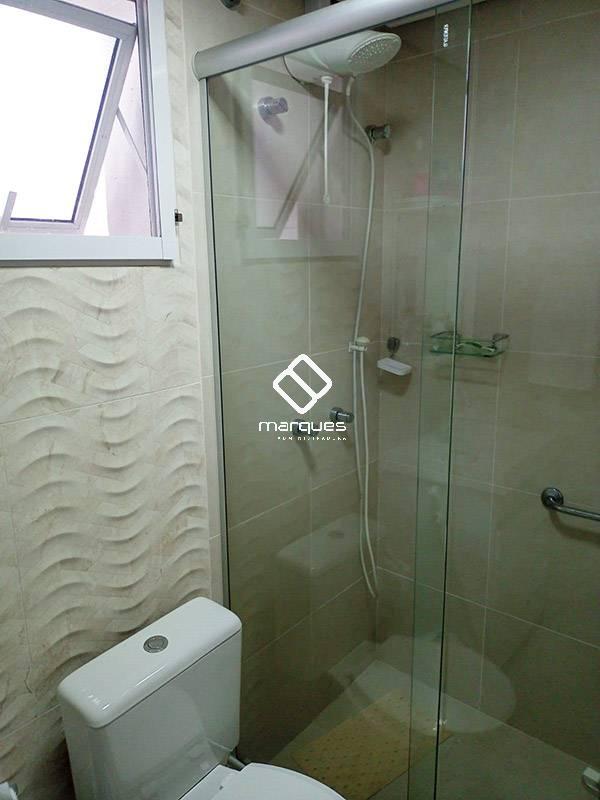 Sobrado com 3 quartos, 2 banheiros e 81m² à venda no bairro Areal, Pelotas