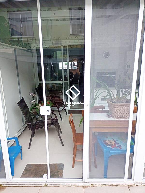 Sobrado com 3 quartos, 2 banheiros e 81m² à venda no bairro Areal, Pelotas