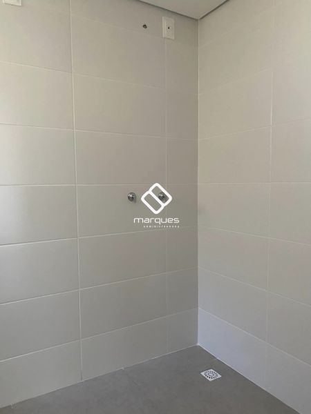 Apartamento com 2 quartos, 1 banheiro e 50m² à venda no bairro São Gonçalo, Pelotas