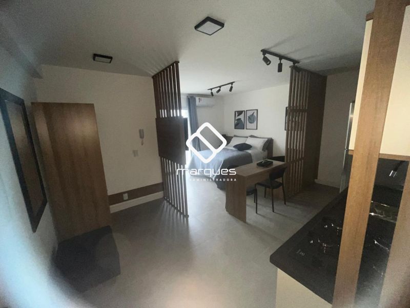 Apartamento com 1 quarto, 1 banheiro e 44m² à venda no bairro Centro, Pelotas