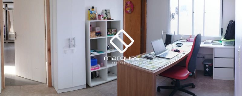 Casa com 3 quartos, 3 banheiros e 180m² à venda no bairro Areal, Pelotas