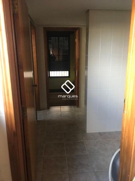 Apartamento com 3 quartos, 2 banheiros e 330m² à venda no bairro Centro, Pelotas