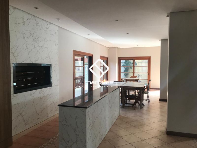 Apartamento com 3 quartos, 2 banheiros e 330m² à venda no bairro Centro, Pelotas