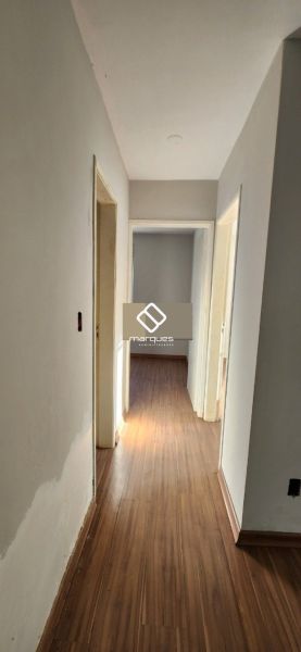 Apartamento com 2 quartos, 1 banheiro e 60m² à venda no bairro Três Vendas, Pelotas