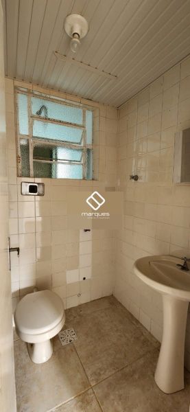 Apartamento com 2 quartos, 1 banheiro e 60m² à venda no bairro Três Vendas, Pelotas
