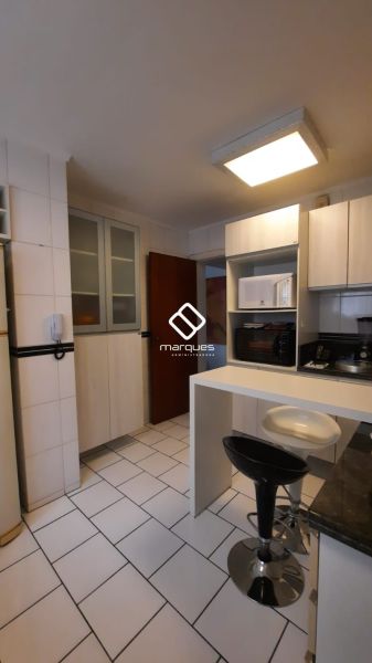 Cobertura com 3 quartos, 3 banheiros e 250m² à venda no bairro Centro, Pelotas