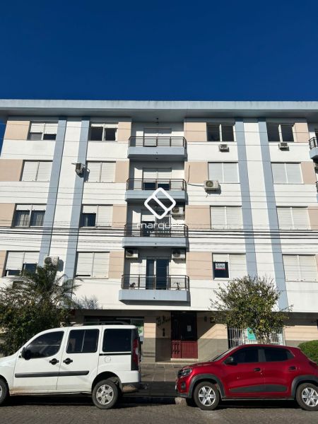 Apartamento com 2 quartos, 1 banheiro e 91m² à venda no bairro Centro, Pelotas
