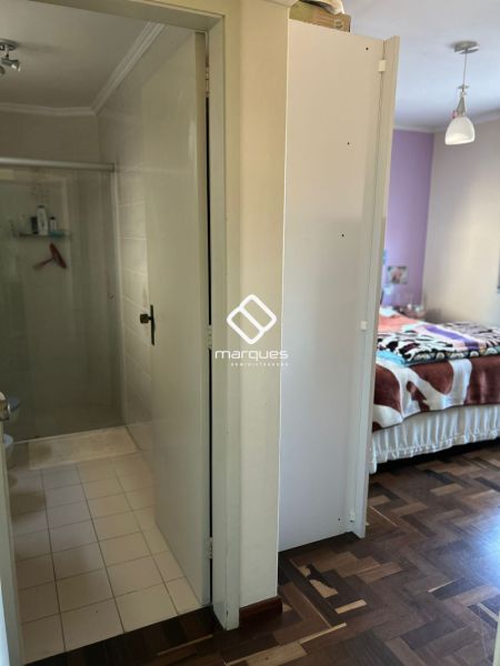 Apartamento com 2 quartos, 1 banheiro e 91m² à venda no bairro Centro, Pelotas