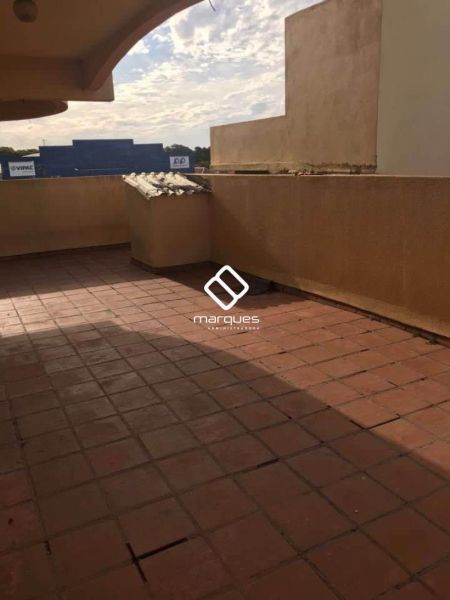 Apartamento com 3 quartos, 2 banheiros e 150m² à venda no bairro Centro, Pelotas