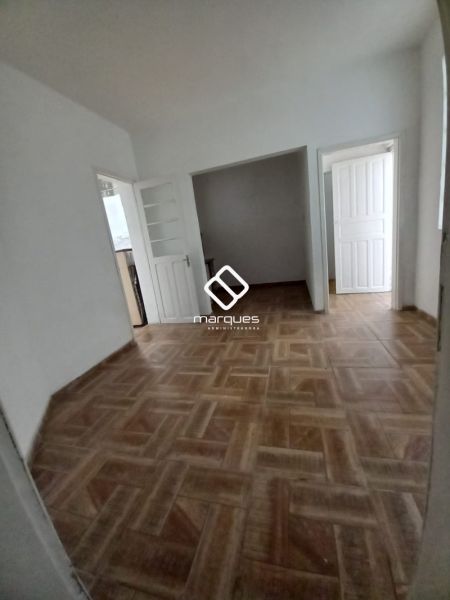 Apartamento com 3 quartos, 1 banheiro e 96m² à venda no bairro Areal, Pelotas