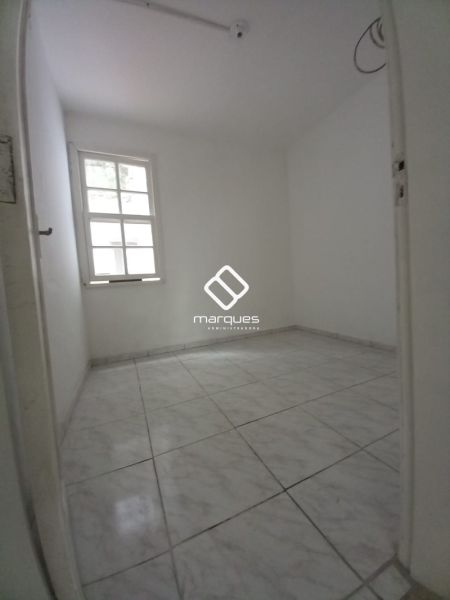 Apartamento com 3 quartos, 1 banheiro e 96m² à venda no bairro Areal, Pelotas