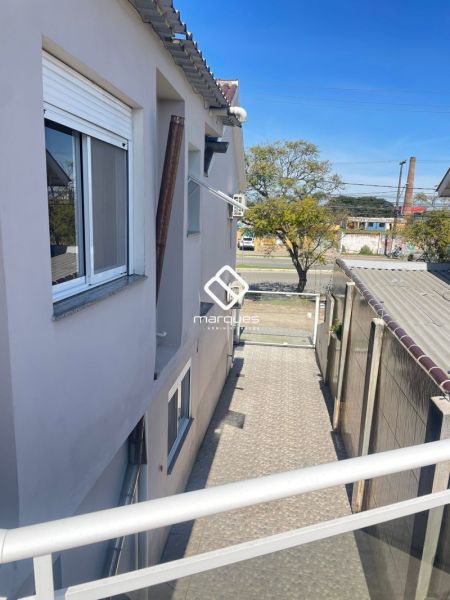 Casa com 3 quartos, 2 banheiros e 193m² à venda no bairro Três Vendas, Pelotas