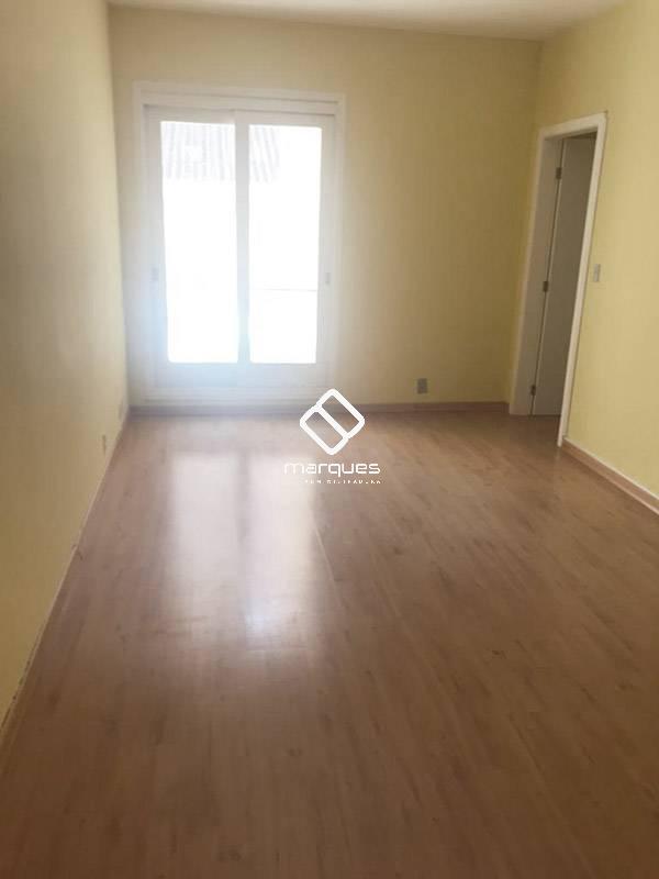 Apartamento com 2 quartos, 2 banheiros e 75m² à venda no bairro Centro, Pelotas