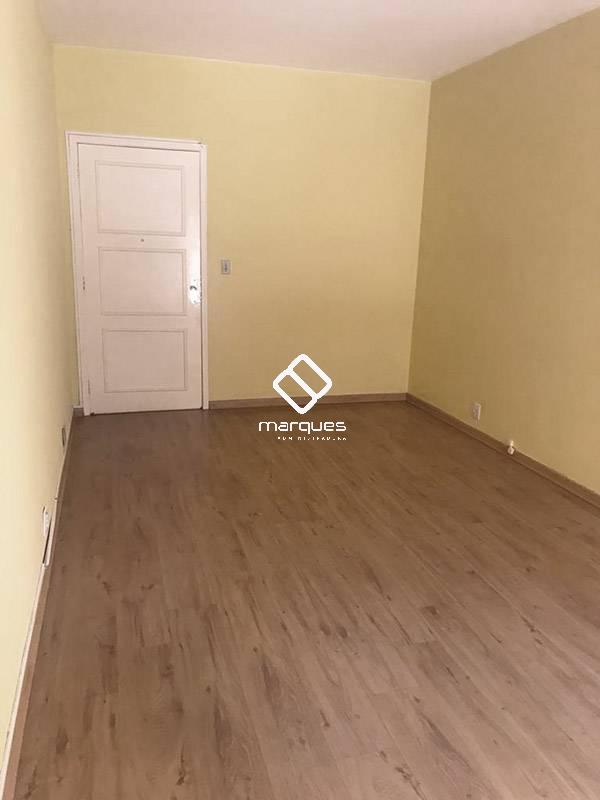 Apartamento com 2 quartos, 2 banheiros e 75m² à venda no bairro Centro, Pelotas