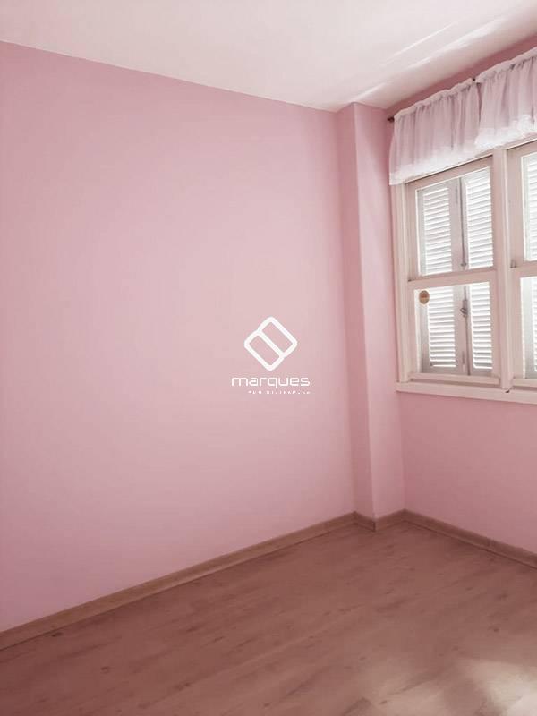 Apartamento com 2 quartos, 2 banheiros e 75m² à venda no bairro Centro, Pelotas