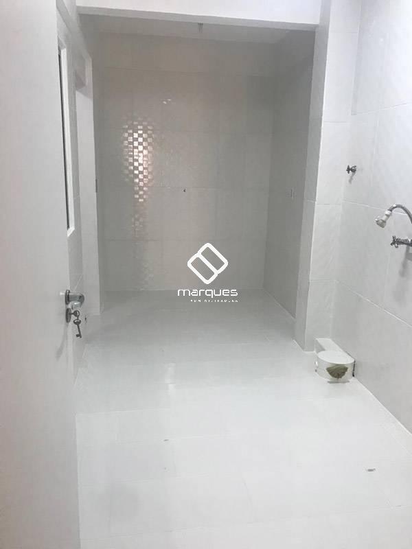 Apartamento com 2 quartos, 2 banheiros e 75m² à venda no bairro Centro, Pelotas