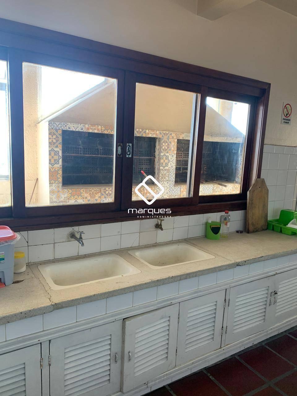 Apartamento com 2 quartos, 2 banheiros e 75m² à venda no bairro Centro, Pelotas