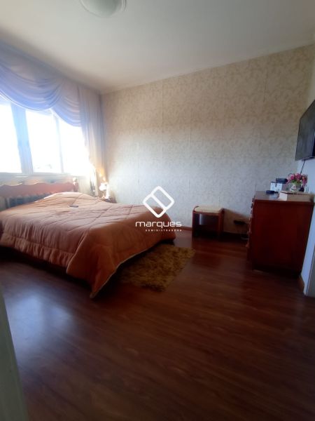 Apartamento com 3 quartos, 3 banheiros e 240m² à venda no bairro Centro, Pelotas
