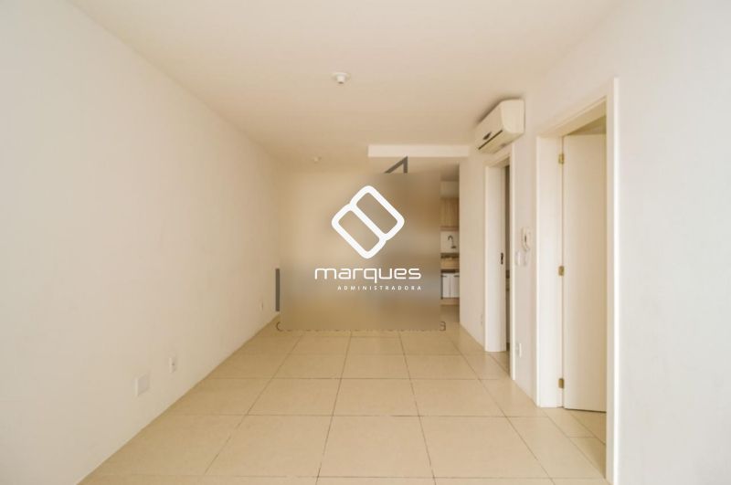 Apartamento com 1 quarto, 1 banheiro e 54m² à venda no bairro Centro, Pelotas