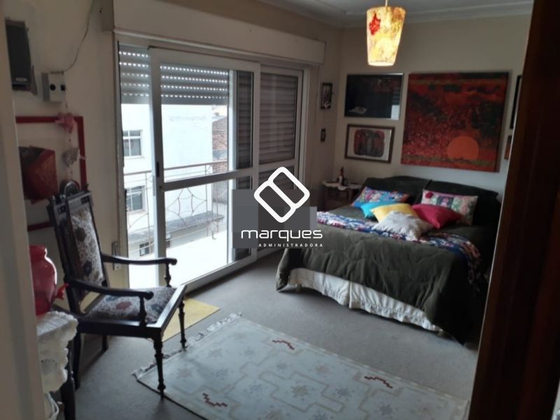 Apartamento com 3 quartos, 2 banheiros e 157m² à venda no bairro Centro, Pelotas