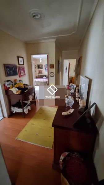 Apartamento com 3 quartos, 2 banheiros e 157m² à venda no bairro Centro, Pelotas