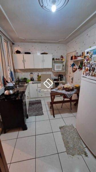 Apartamento com 3 quartos, 2 banheiros e 157m² à venda no bairro Centro, Pelotas