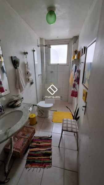 Apartamento com 3 quartos, 2 banheiros e 157m² à venda no bairro Centro, Pelotas