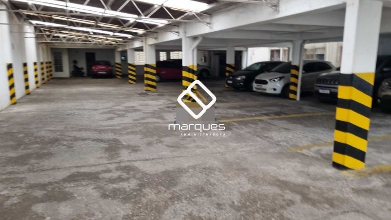 Apartamento com 3 quartos, 2 banheiros e 157m² à venda no bairro Centro, Pelotas