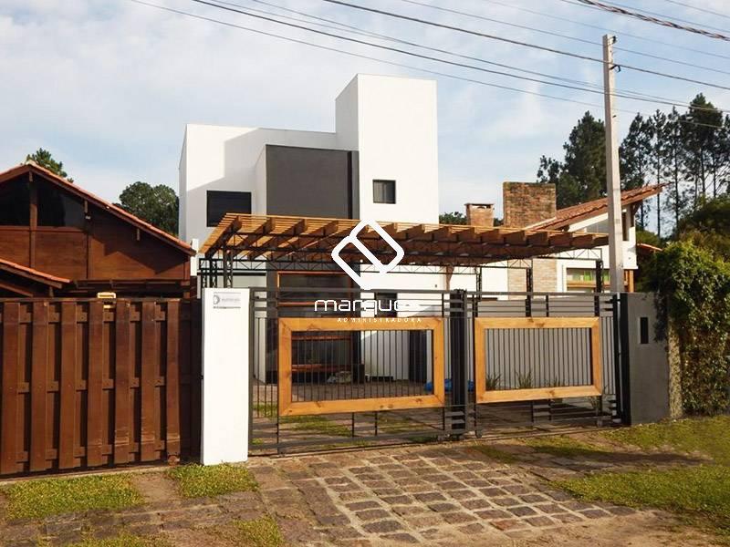 Casa com 3 quartos, 2 banheiros e 100m² à venda no bairro Recanto de Portugal, Pelotas
